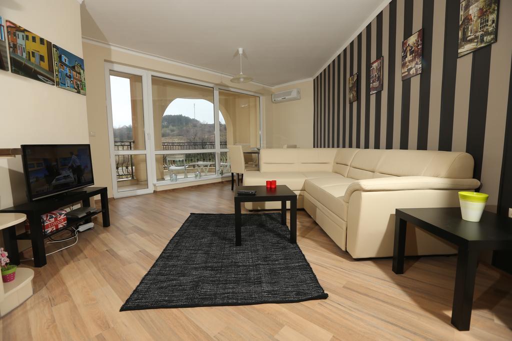 South Beach Apartments 오브조르 객실 사진